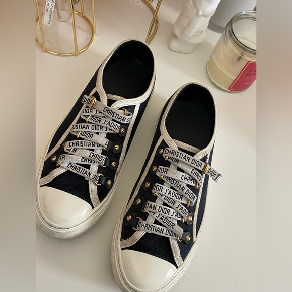 Dior(original) sneakers - Picture 2 of 3